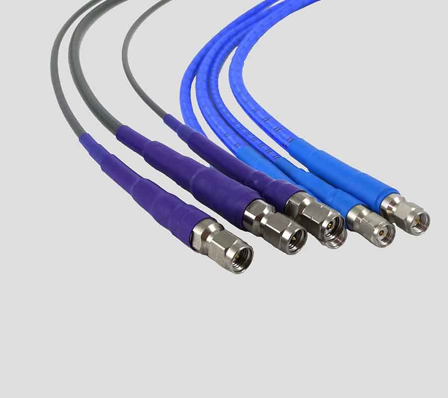 柔性穩(wen)幅穩相電(diàn)纜組件